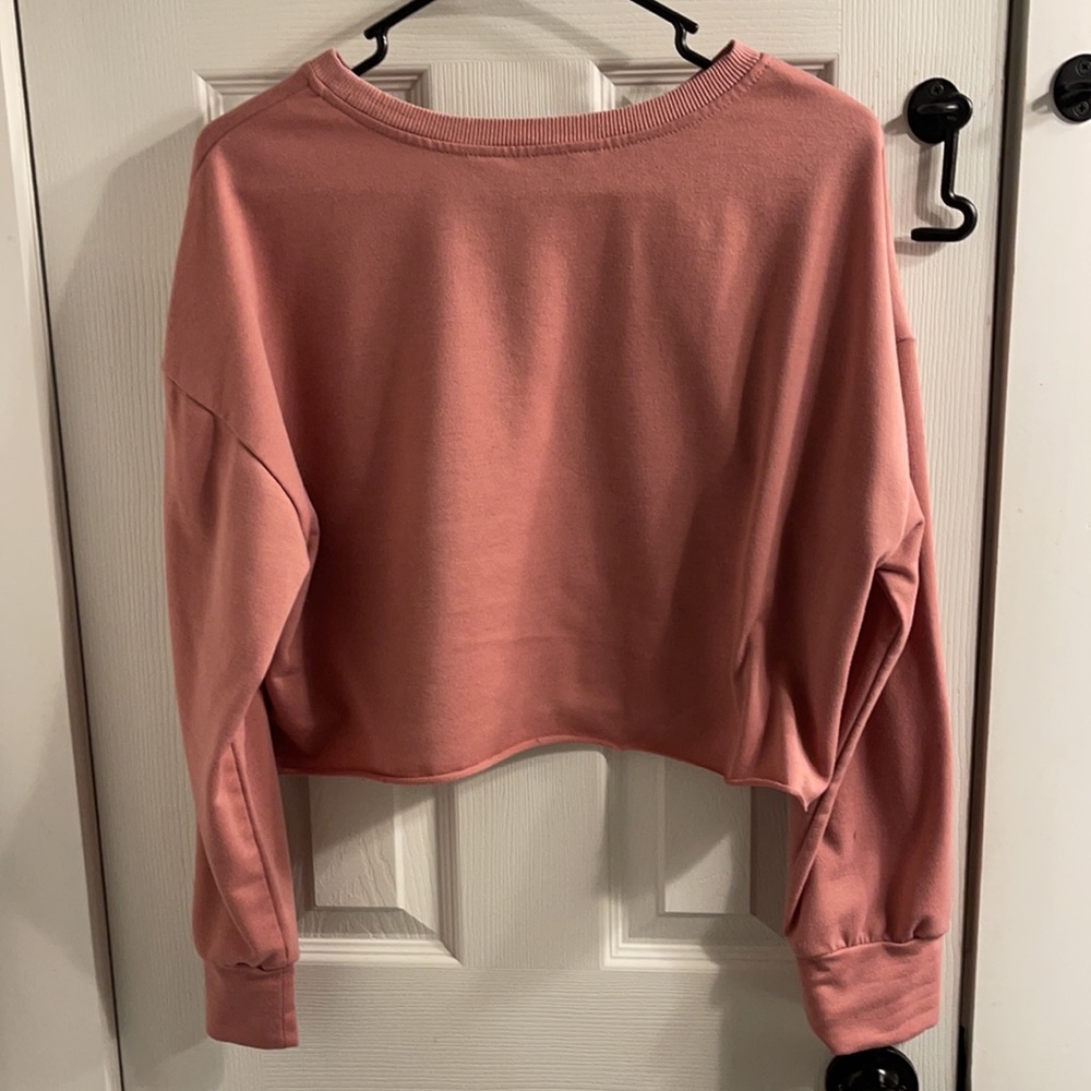 Cropped Crewneck - Picture 3 of 3